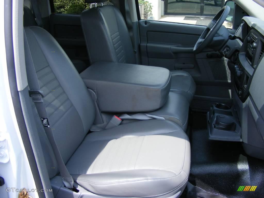 2006 Ram 1500 ST Quad Cab - Bright White / Medium Slate Gray photo #19