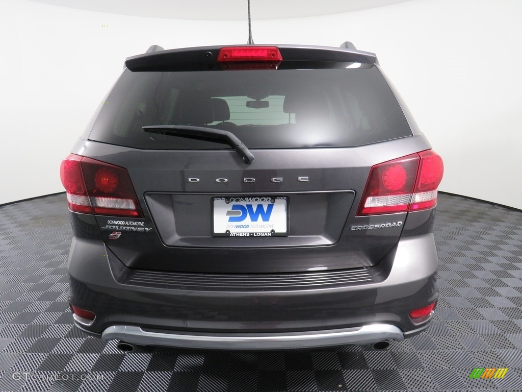 2018 Journey Crossroad AWD - Bruiser Grey / Black photo #11