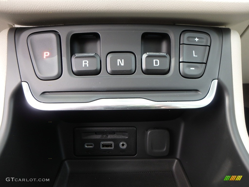 2020 GMC Terrain Denali AWD Transmission Photos