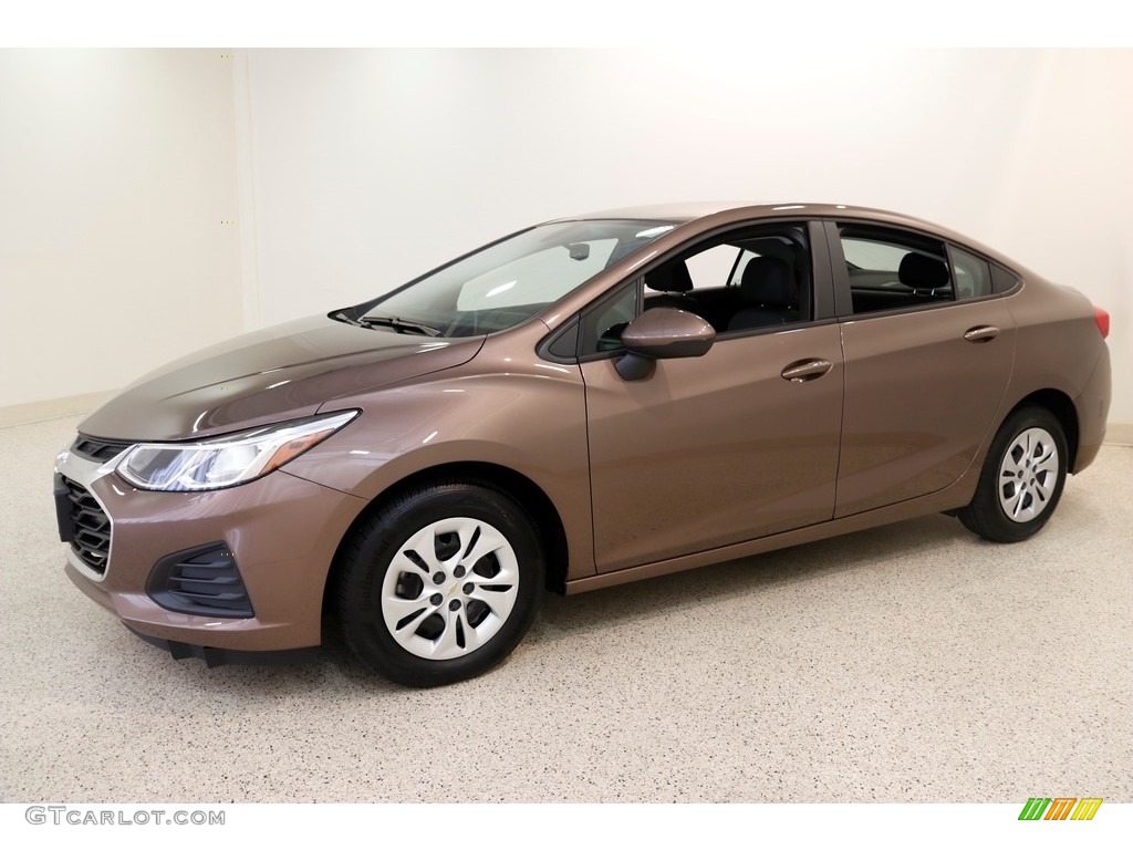 2019 Cruze LS - Oakwood Metallic / Jet Black/­Galvanized photo #3
