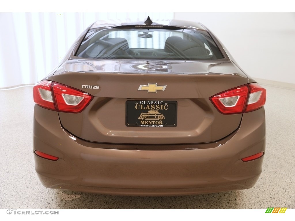 2019 Cruze LS - Oakwood Metallic / Jet Black/­Galvanized photo #17