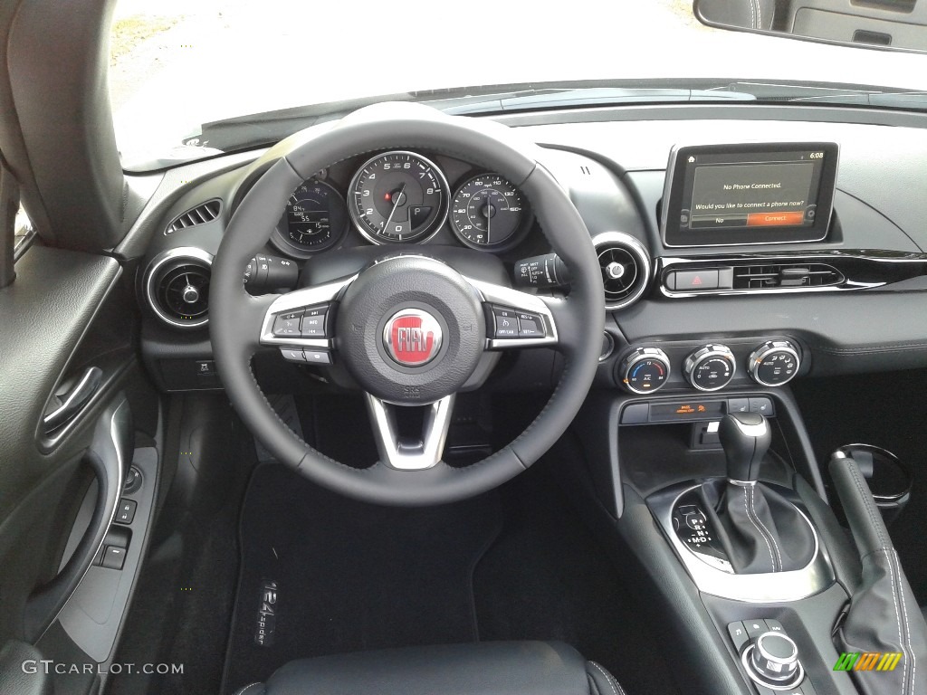 2019 Fiat 124 Spider Lusso Roadster Dashboard Photos