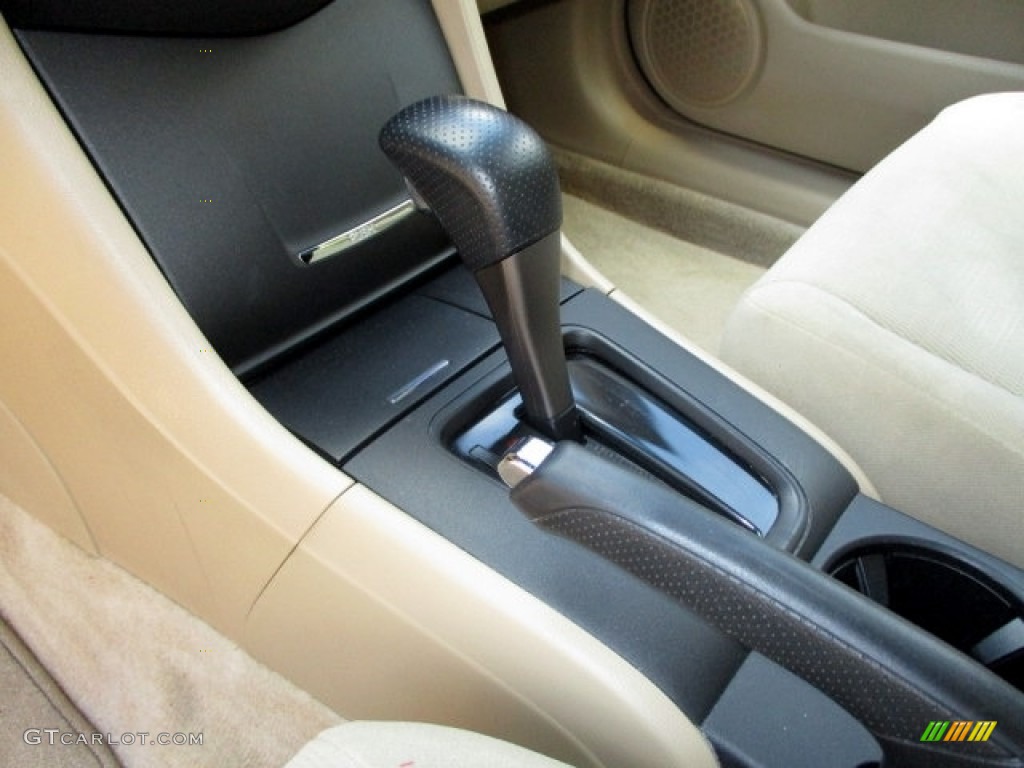 2007 Accord LX V6 Sedan - Taffeta White / Ivory photo #33