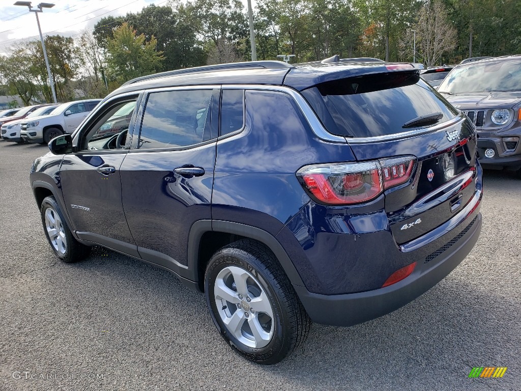 2020 Compass Latitude 4x4 - Jazz Blue Pearl / Black photo #4