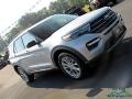 2020 Iconic Silver Metallic Ford Explorer XLT 4WD  photo #31