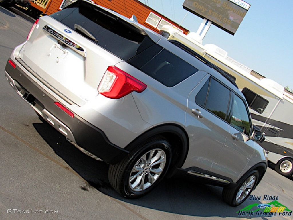 2020 Explorer XLT 4WD - Iconic Silver Metallic / Ebony photo #32