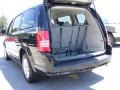 2009 Brilliant Black Crystal Pearl Chrysler Town & Country LX  photo #15