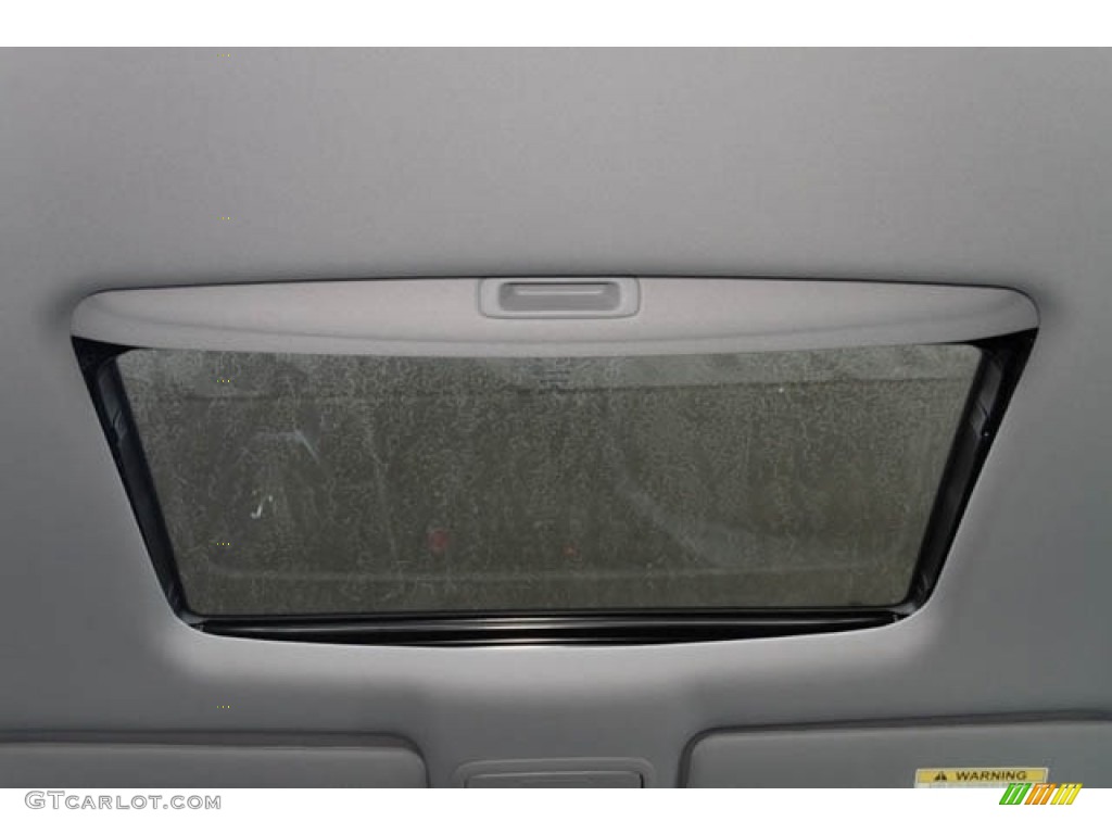 2019 Pilot EX-L - Lunar Silver Metallic / Gray photo #26