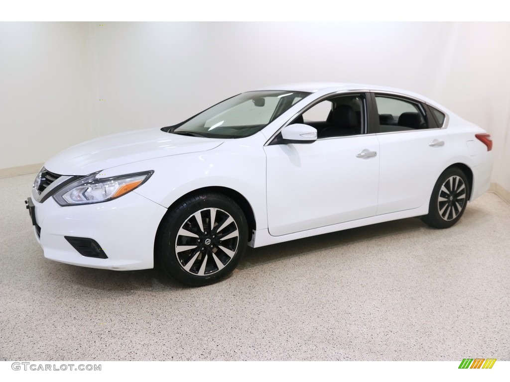 2018 Altima 2.5 SL - Glacier White / Charcoal photo #3