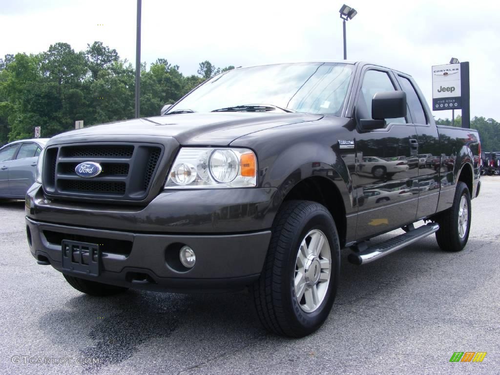 2006 F150 STX SuperCab 4x4 - Dark Stone Metallic / Medium Flint photo #4