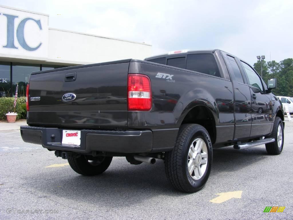 2006 F150 STX SuperCab 4x4 - Dark Stone Metallic / Medium Flint photo #8