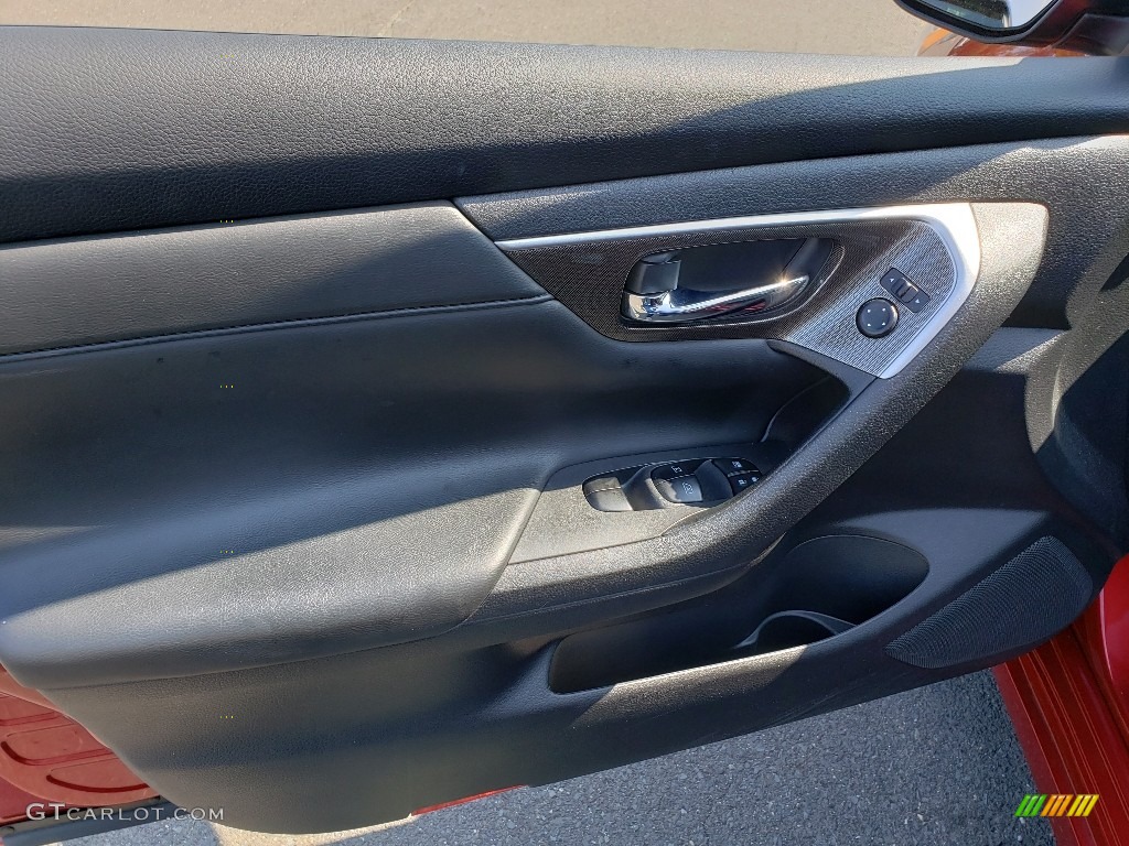 2015 Altima 2.5 SL - Cayenne Red / Charcoal photo #28