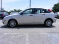 2006 CD Silver Metallic Ford Focus ZX5 SE Hatchback  photo #5