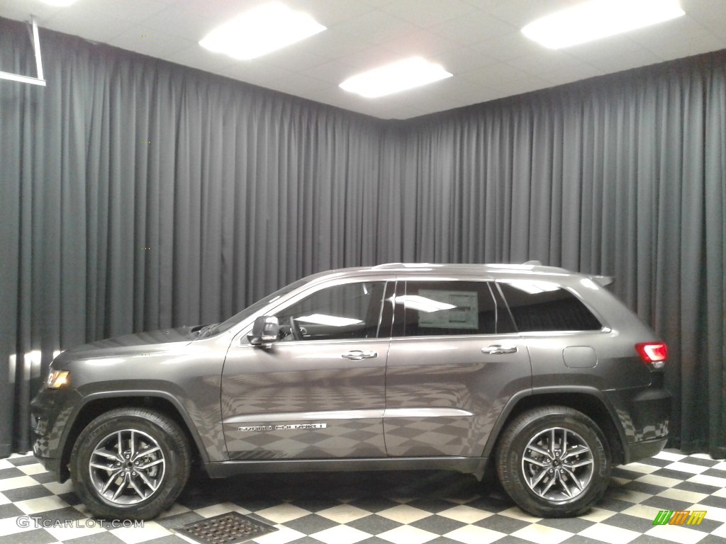 Granite Crystal Metallic Jeep Grand Cherokee