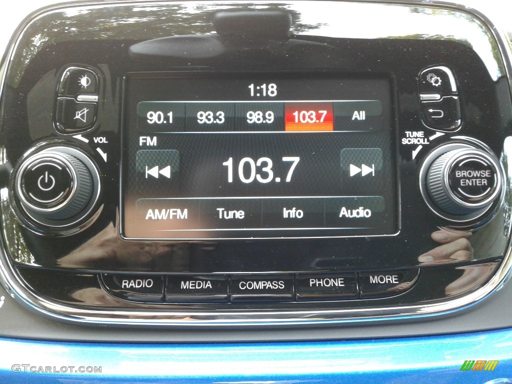 2019 Fiat 500 Abarth Audio System Photo #135446554