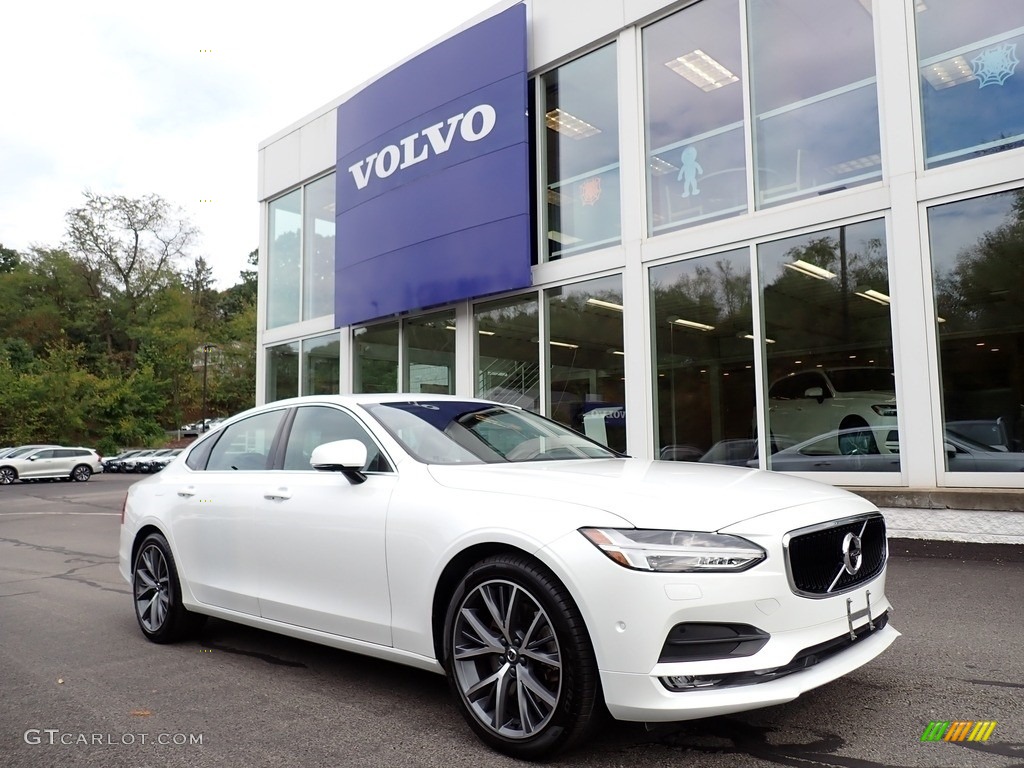 2018 S90 T6 AWD Momentum - Crystal White Pearl Metallic / Maroon Brown photo #1
