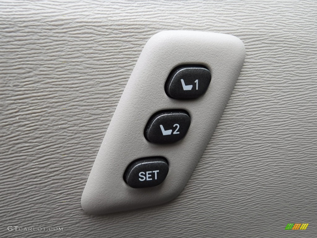 2014 Venza XLE AWD - Attitude Black Metallic / Ivory photo #15