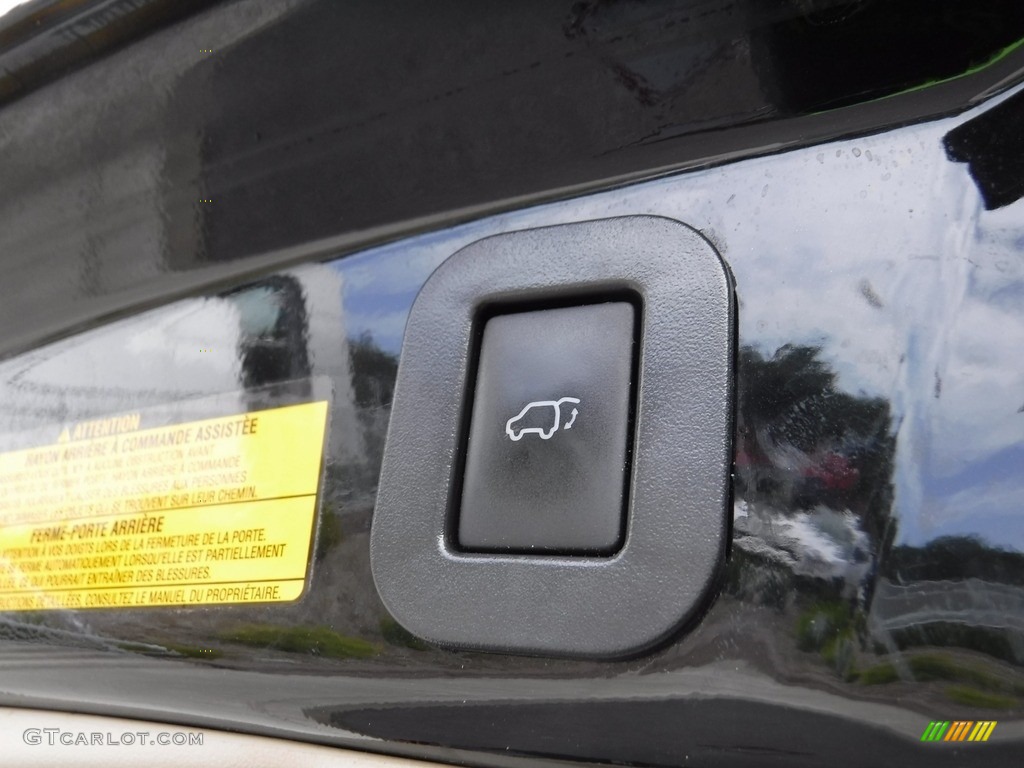 2014 Venza XLE AWD - Attitude Black Metallic / Ivory photo #25