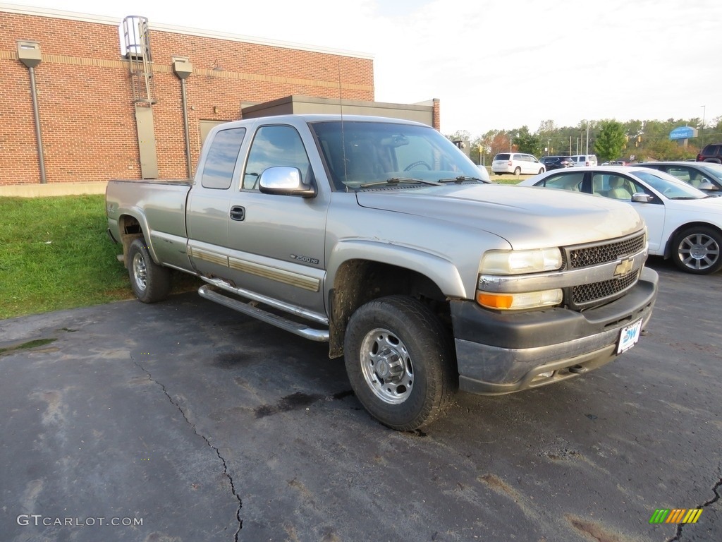 2002 Silverado 2500 LS Extended Cab 4x4 - Medium Charcoal Gray Metallic / Graphite photo #2