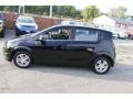 Black - Sonic LT Hatch Photo No. 8