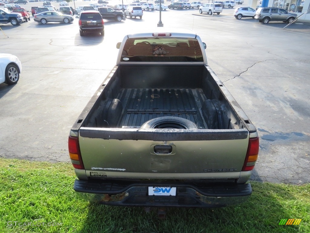 2002 Silverado 2500 LS Extended Cab 4x4 - Medium Charcoal Gray Metallic / Graphite photo #17