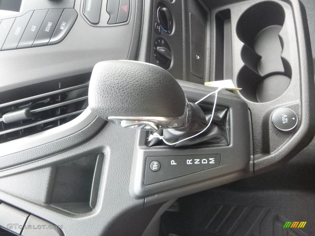 2019 Transit Van 250 MR Long - Oxford White / Charcoal black photo #15