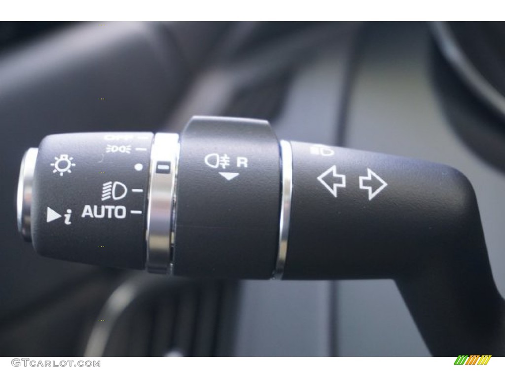 2020 Jaguar E-PACE Standard E-PACE Model Controls Photo #135463667