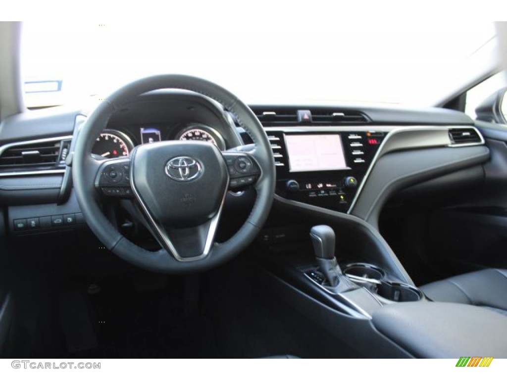 2018 Camry SE - Super White / Black photo #24