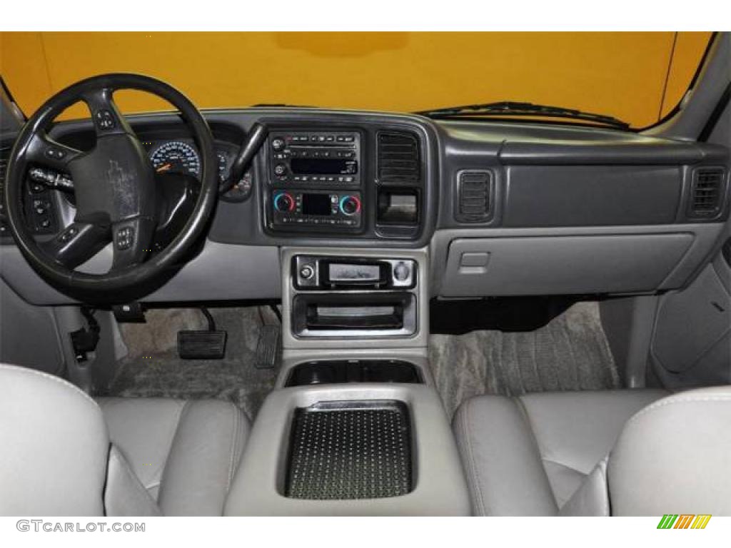 2003 Suburban 1500 LT 4x4 - Light Pewter Metallic / Gray/Dark Charcoal photo #7