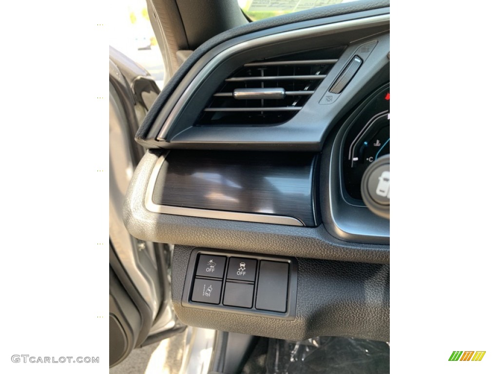 2020 Honda Civic EX-L Hatchback Controls Photo #135470597