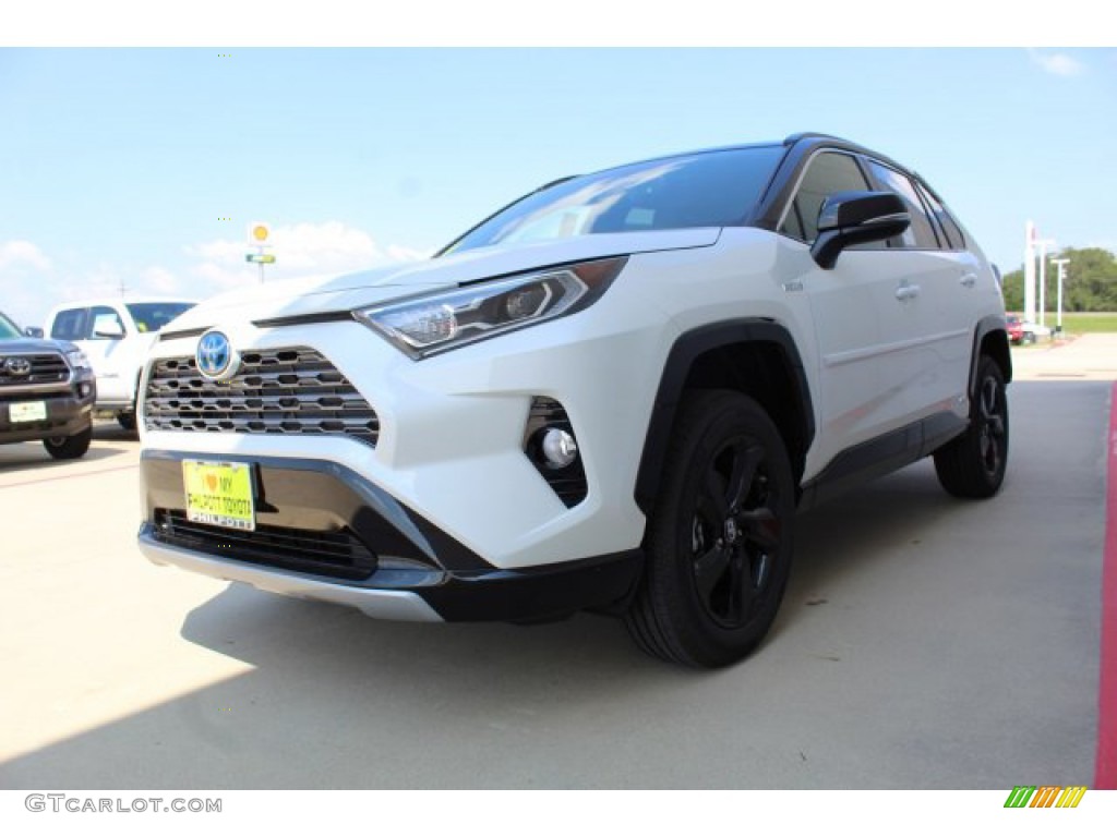 2019 RAV4 XSE AWD Hybrid - Blizzard White Pearl / Black photo #4