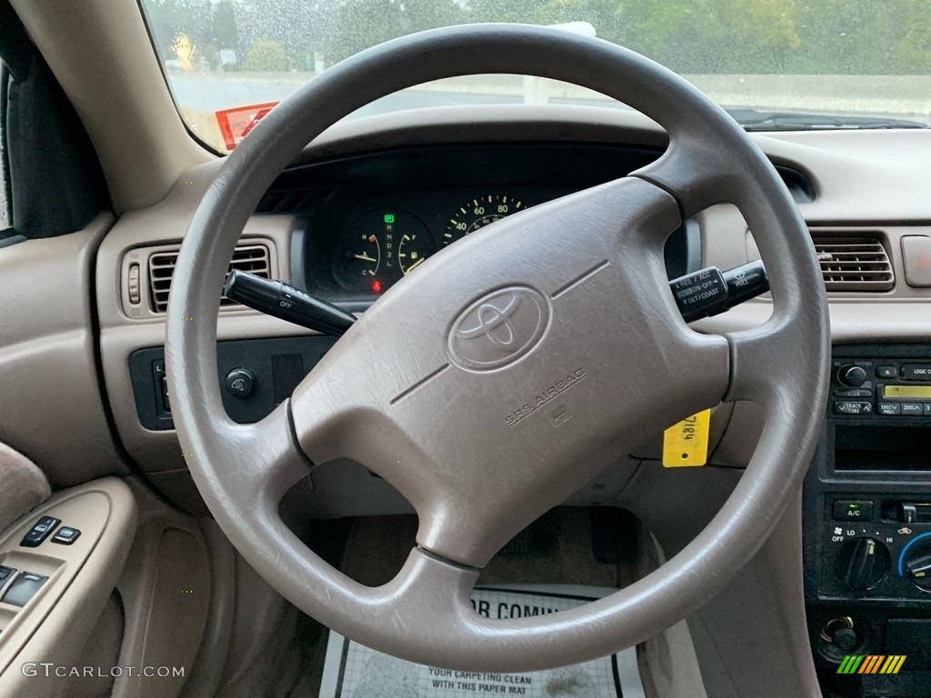 1998 Camry LE - Cashmere Beige Metallic / Oak photo #17