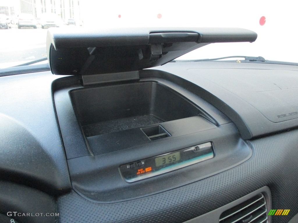 2006 Forester 2.5 X - Crystal Gray Metallic / Graphite Gray photo #17
