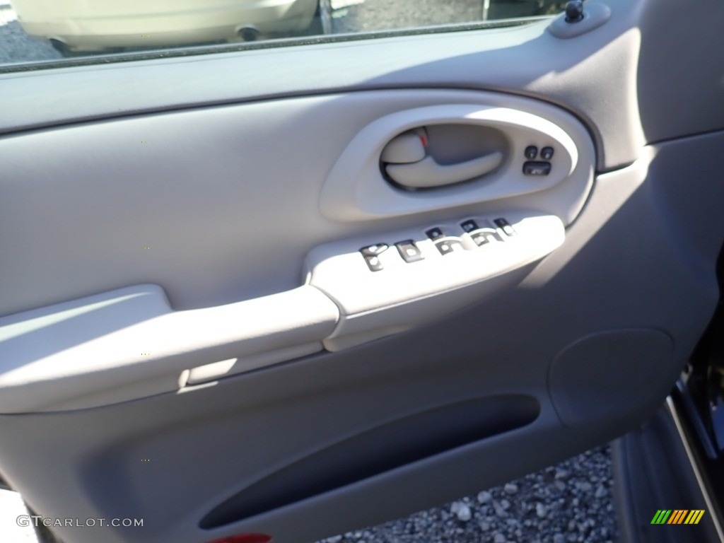2008 TrailBlazer LT 4x4 - Black / Light Gray photo #10