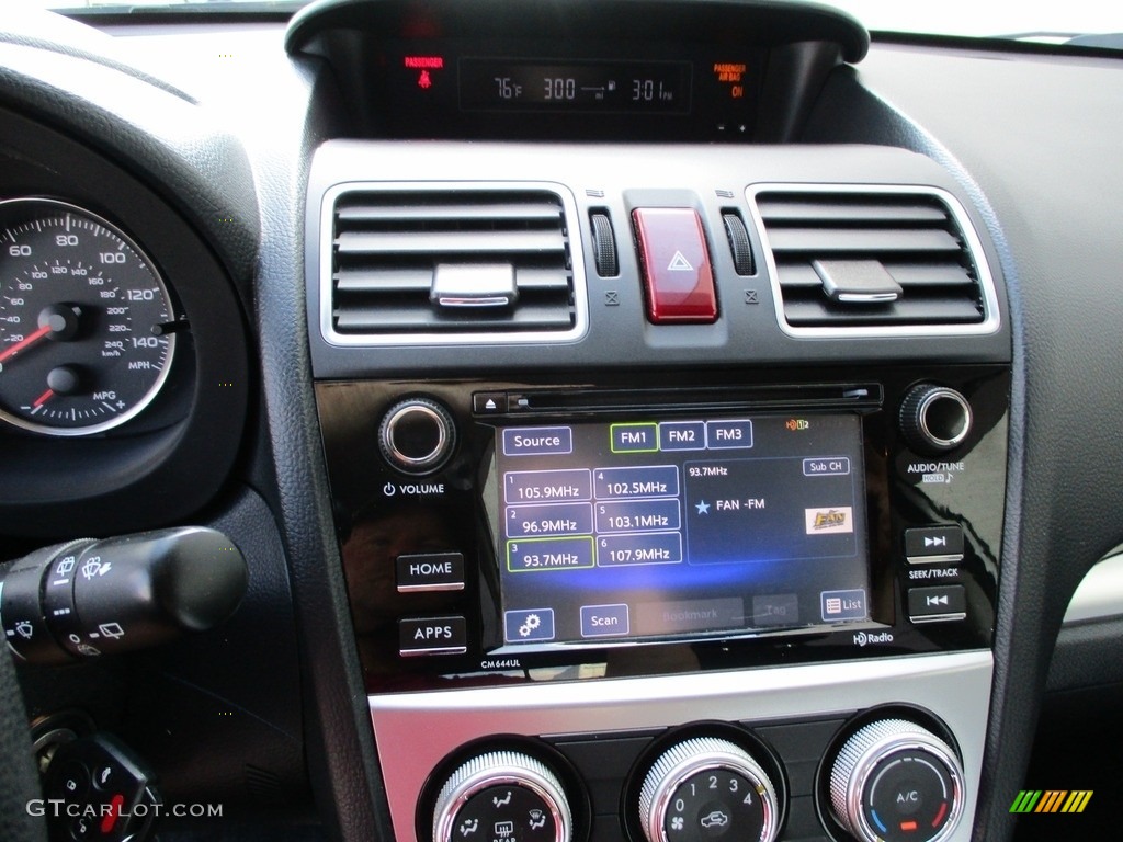 2015 XV Crosstrek 2.0i Premium - Ice Silver Metallic / Black photo #16