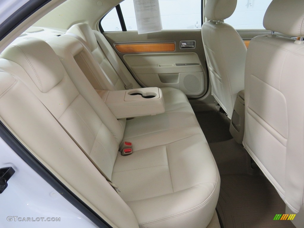 2007 MKZ Sedan - Oxford White / Sand photo #36
