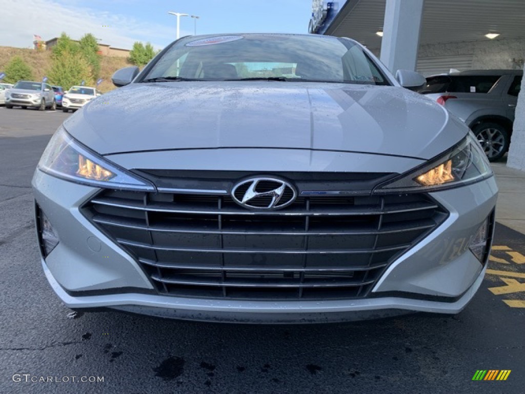 2019 Elantra SEL - Symphony Silver / Gray photo #8