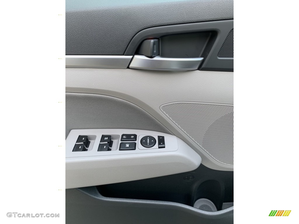 2019 Elantra SEL - Symphony Silver / Gray photo #12
