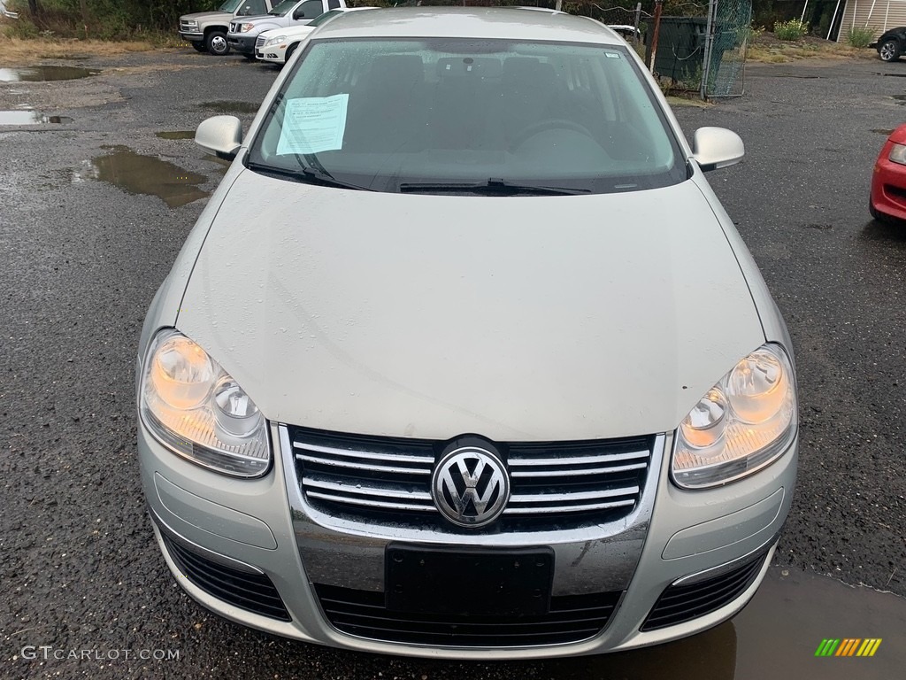 2010 Jetta S Sedan - White Gold Metallic / Latte Macchiato photo #8