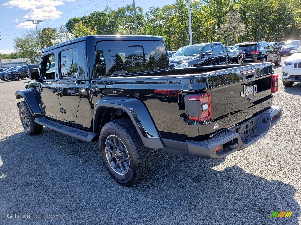 2020 Gladiator Overland 4x4 - Black / Black/Dark Saddle photo #4