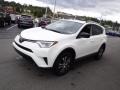 Super White - RAV4 LE Photo No. 5