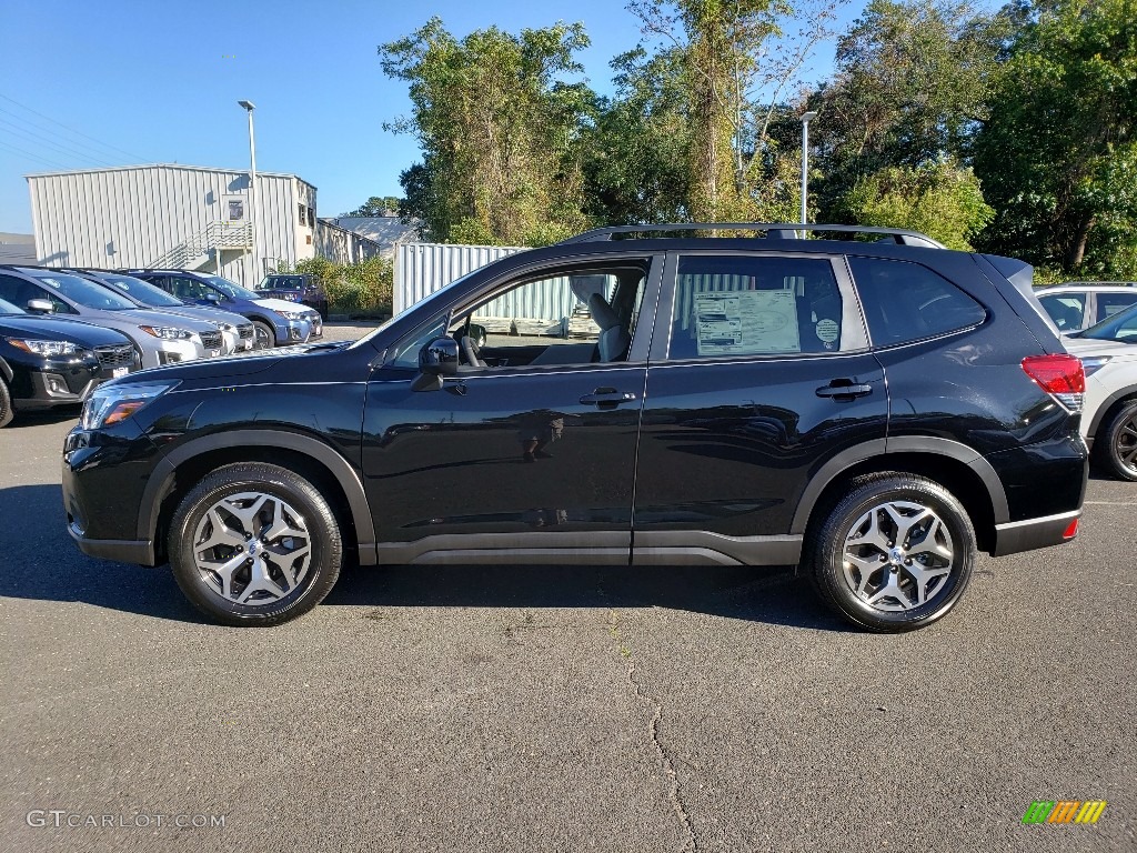 Crystal Black Silica 2020 Subaru Forester 2.5i Premium Exterior Photo #135499400