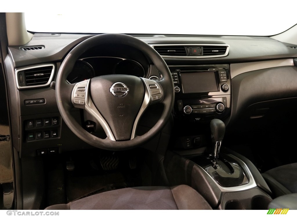 2015 Rogue SV AWD - Super Black / Charcoal photo #6