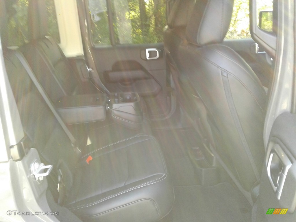 2020 Wrangler Unlimited Sahara 4x4 - Sting-Gray / Black photo #13