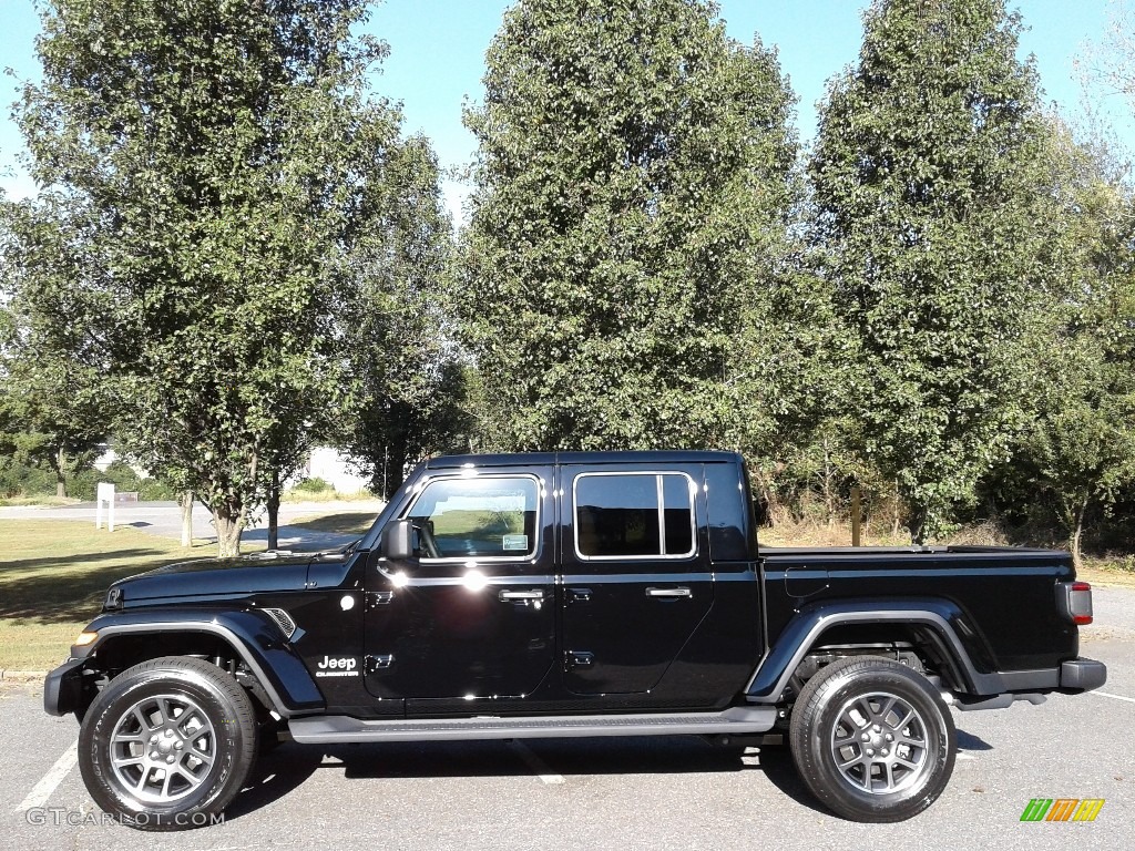 2020 Gladiator Overland 4x4 - Black / Black/Dark Saddle photo #1
