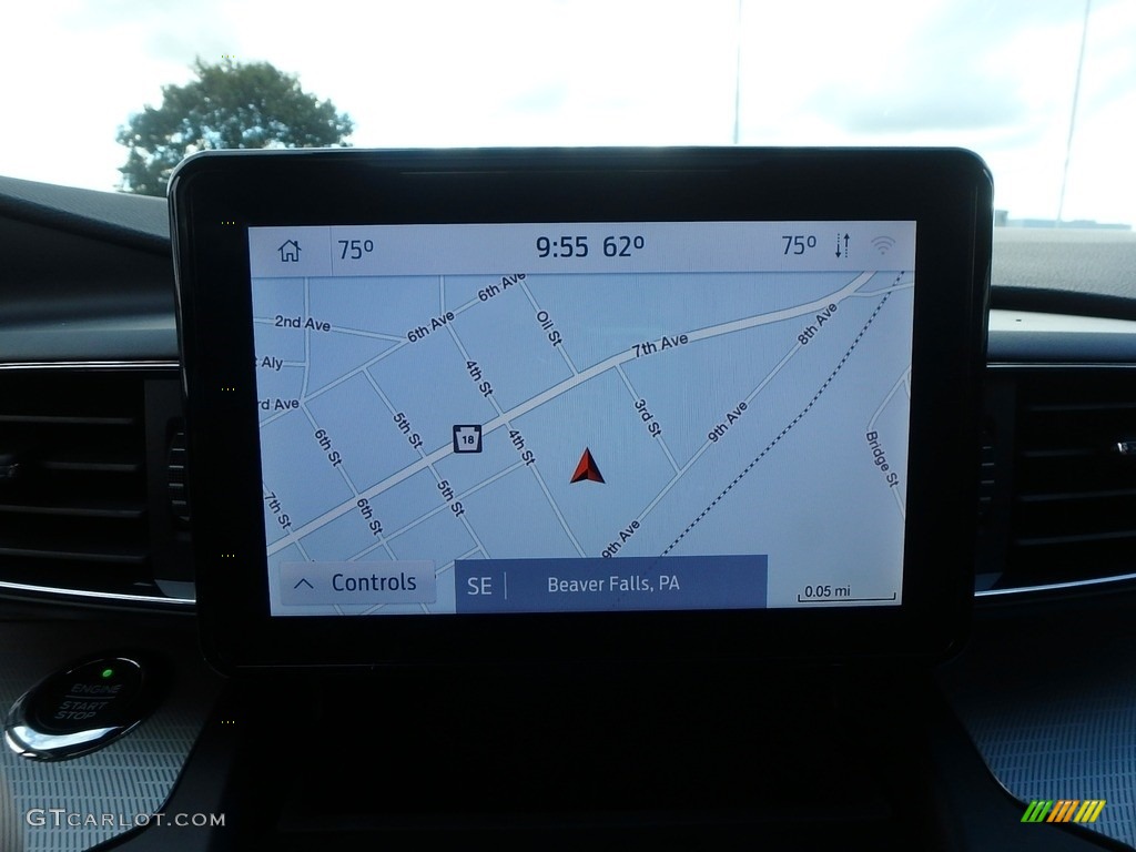 2020 Ford Explorer XLT Navigation Photos
