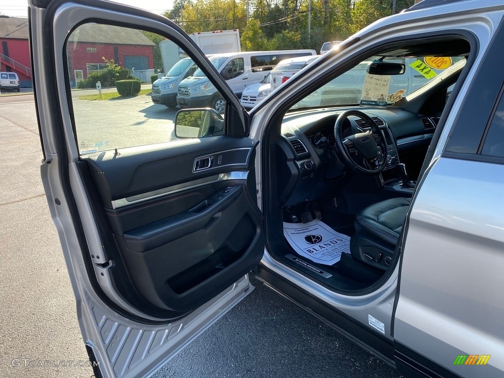 2017 Explorer Sport 4WD - Ingot Silver / Ebony Black photo #13