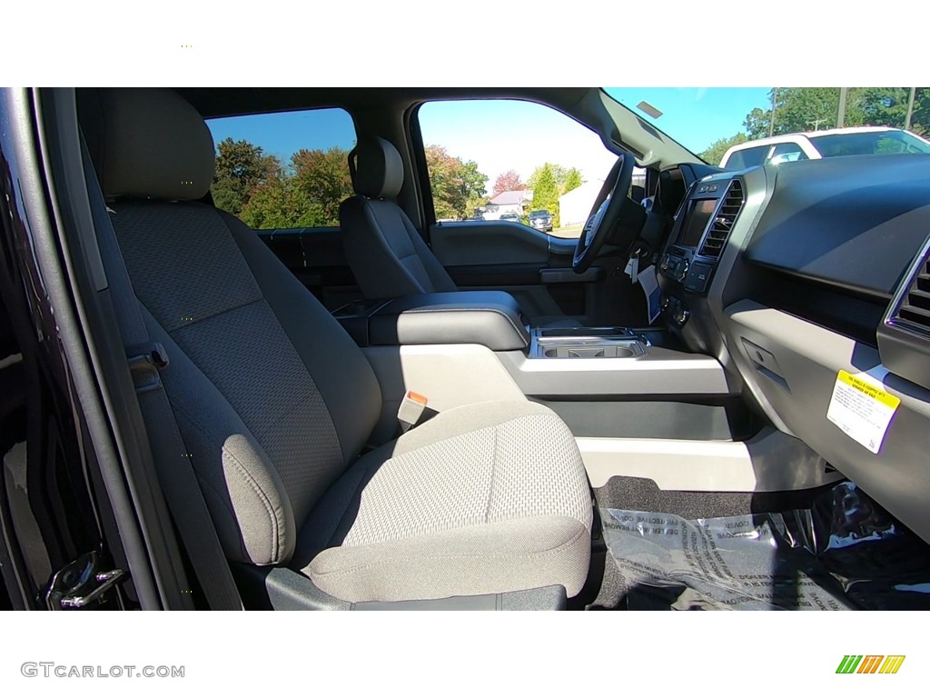 2019 F150 XLT SuperCrew 4x4 - Agate Black / Earth Gray photo #23