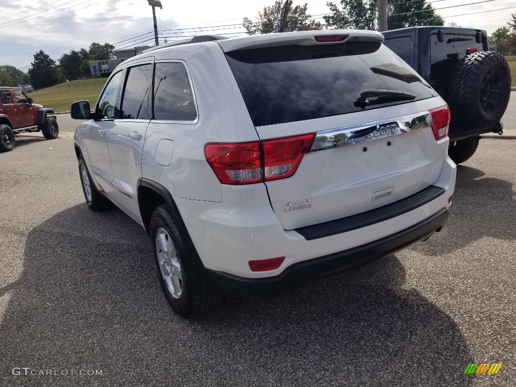2012 Grand Cherokee Laredo 4x4 - Stone White / Black photo #7