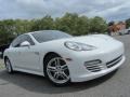 Carrara White - Panamera 4 Platinum Edition Photo No. 3
